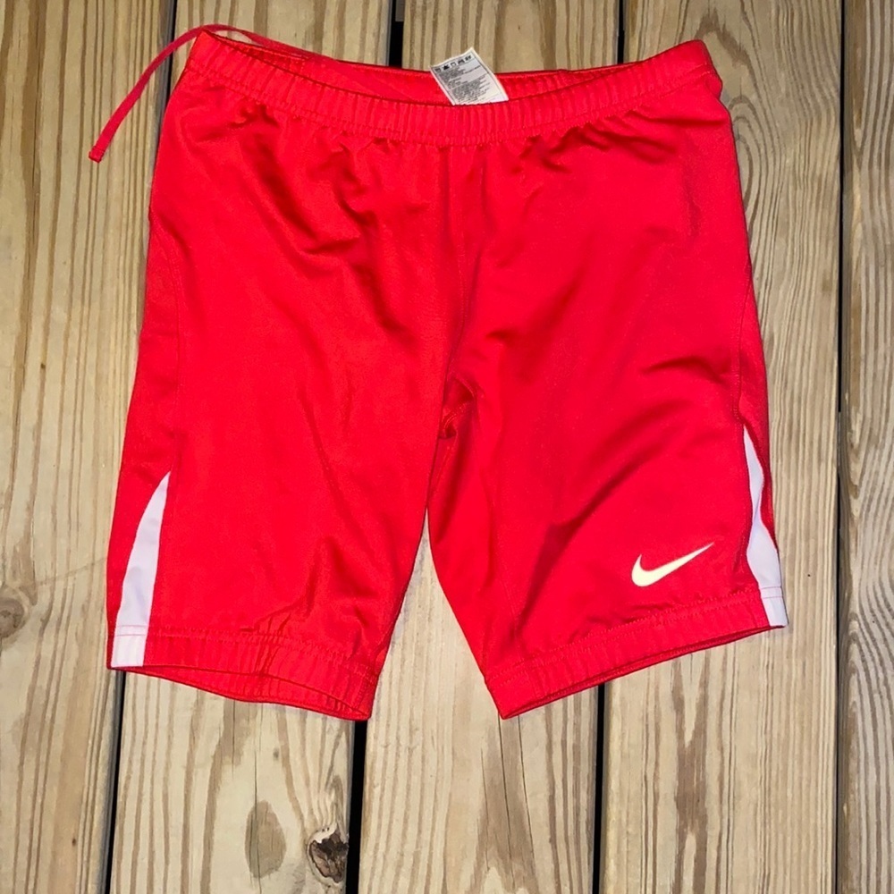 🍍NIKE SHORTS🍍SIZE 8/10🍍I-1